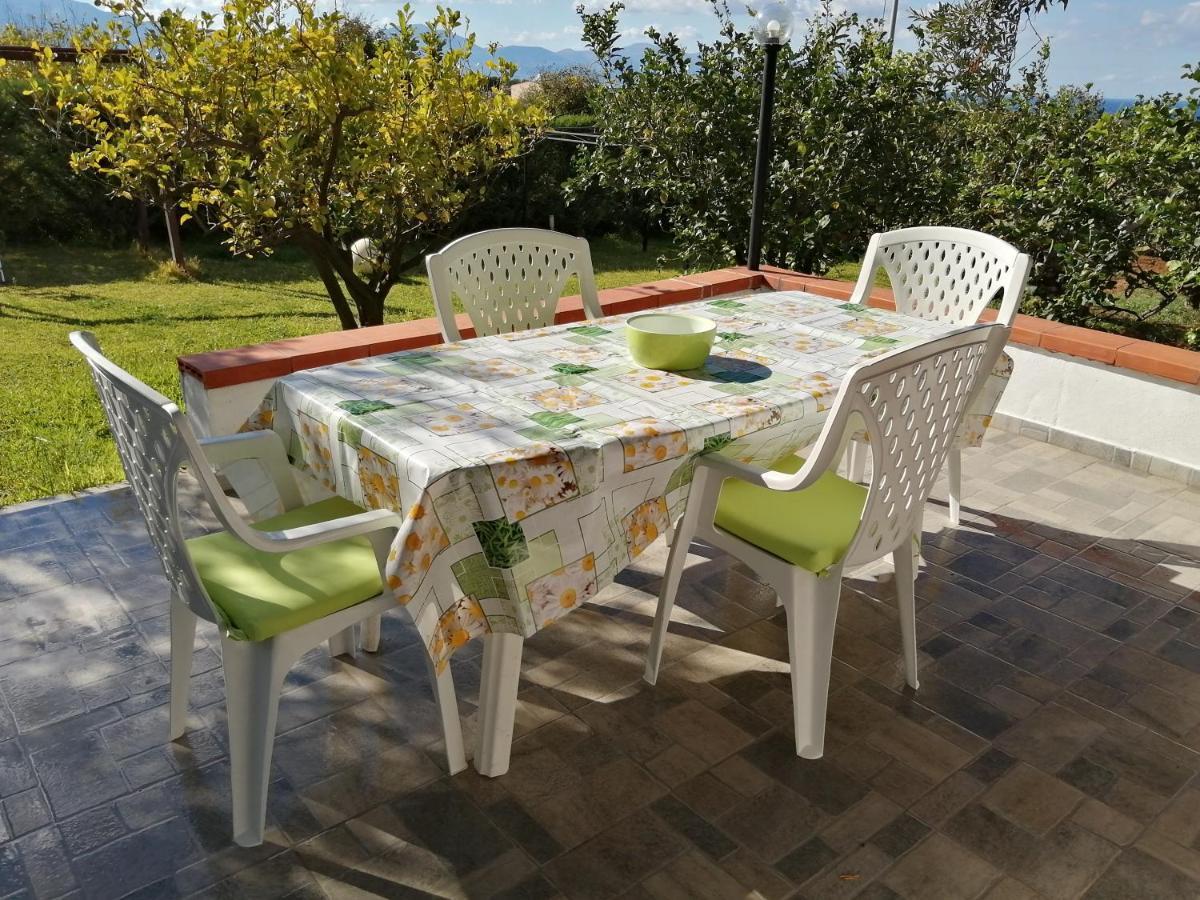 Casa Vacanze Daisy Trappeto  Esterno foto